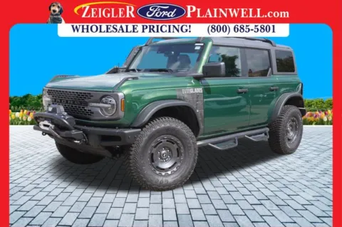 Green 2024 Ford Bronco Everglades for sale in Plainwell, MI