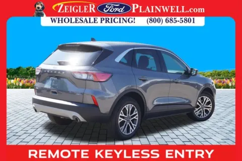 More photos of 2022 Ford Escape Hybrid SEL at Zeigler Ford of Plainwell, MI