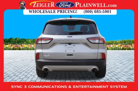 More photos of 2022 Ford Escape SE at Zeigler Ford of Plainwell, MI
