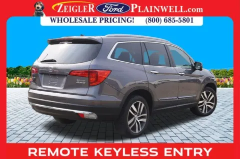 More photos of 2017 Honda Pilot Touring at Zeigler Ford of Plainwell, MI