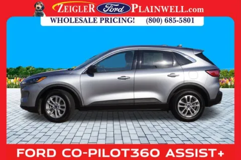 Photos of 2022 Ford Escape SE for sale in Plainwell, MI at Zeigler Ford of Plainwell