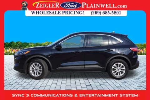 Photos of 2021 Ford Escape SE for sale in Plainwell, MI at Zeigler Ford of Plainwell