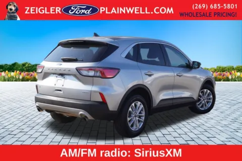 More photos of 2022 Ford Escape SE at Zeigler Ford of Plainwell, MI