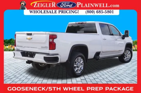 More photos of 2024 Chevrolet Silverado 2500HD High Country at Zeigler Ford of Plainwell, MI