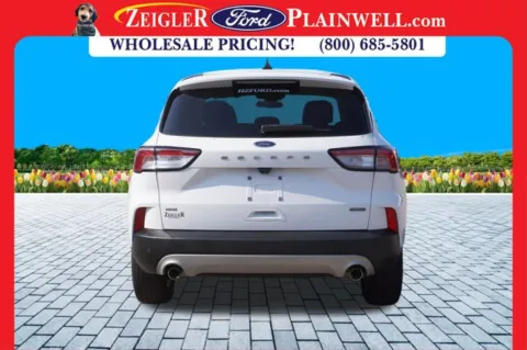 More photos of 2021 Ford Escape SE Hybrid at Zeigler Ford of Plainwell, MI