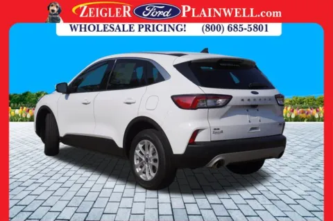 Another view of 2021 Ford Escape SE Hybrid for sale in Plainwell, MI at Zeigler Ford of Plainwell