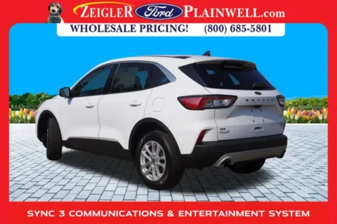 Another view of 2021 Ford Escape SE for sale in Plainwell, MI at Zeigler Ford of Plainwell