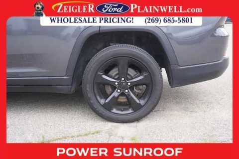 More photos of 2023 Jeep Grand Cherokee L Altitude X at Zeigler Ford of Plainwell, MI