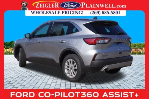 Photos of 2022 Ford Escape SE for sale in Plainwell, MI at Zeigler Ford of Plainwell