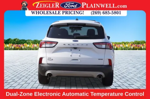 More photos of 2021 Ford Escape Hybrid SE at Zeigler Ford of Plainwell, MI