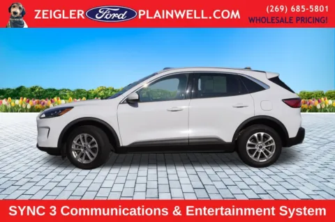 Photos of 2021 Ford Escape Hybrid SE for sale in Plainwell, MI at Zeigler Ford of Plainwell