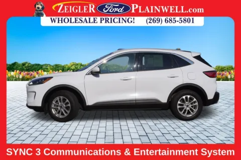 Photos of 2021 Ford Escape Hybrid SE for sale in Plainwell, MI at Zeigler Ford of Plainwell
