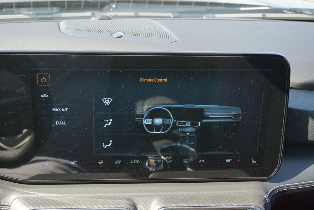 2025 Ford Mustang GT Premium Convertible - Photo 22