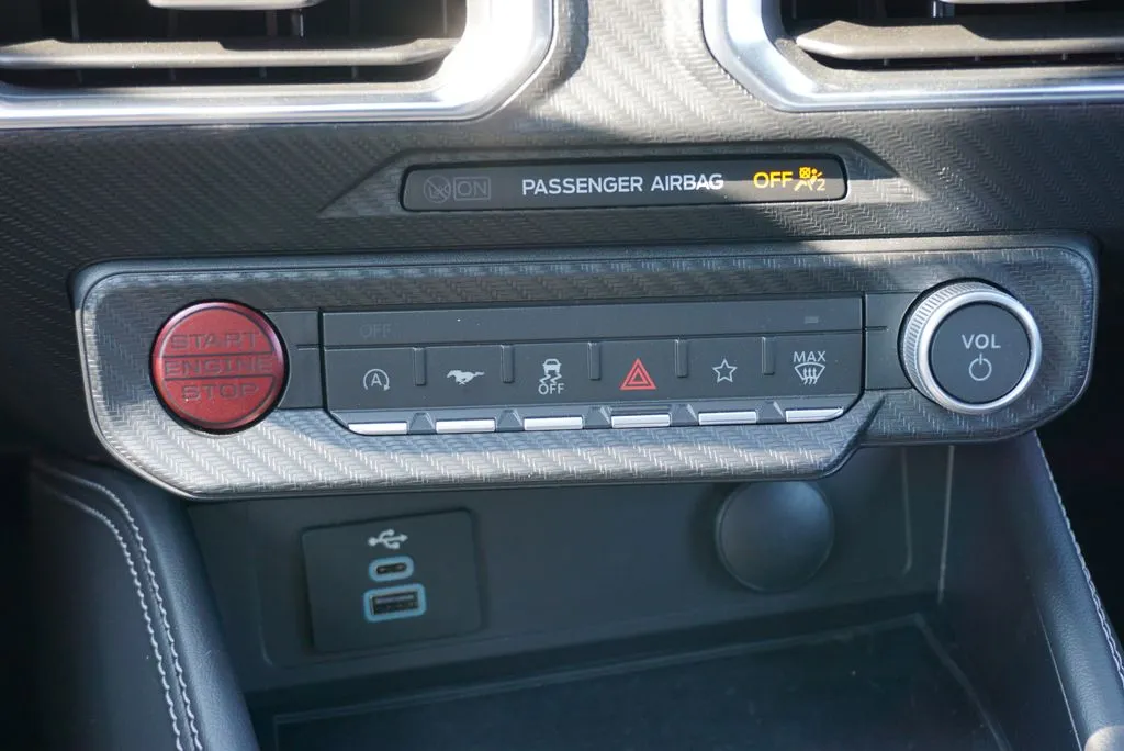 2025 Ford Mustang GT Premium Convertible - Photo 24