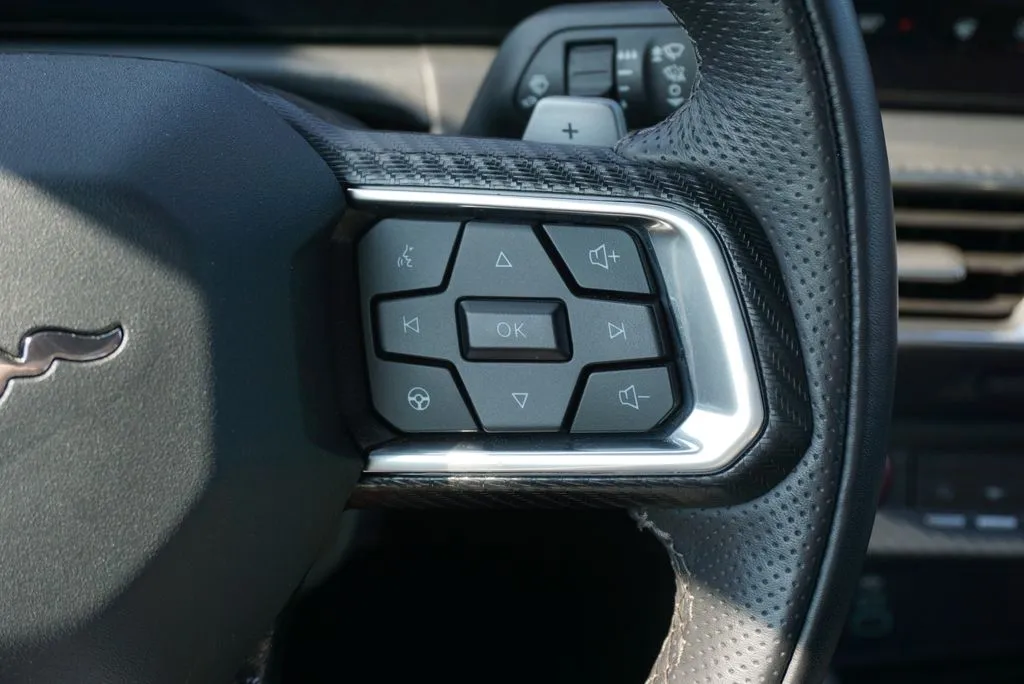 2025 Ford Mustang GT Premium Convertible - Photo 27