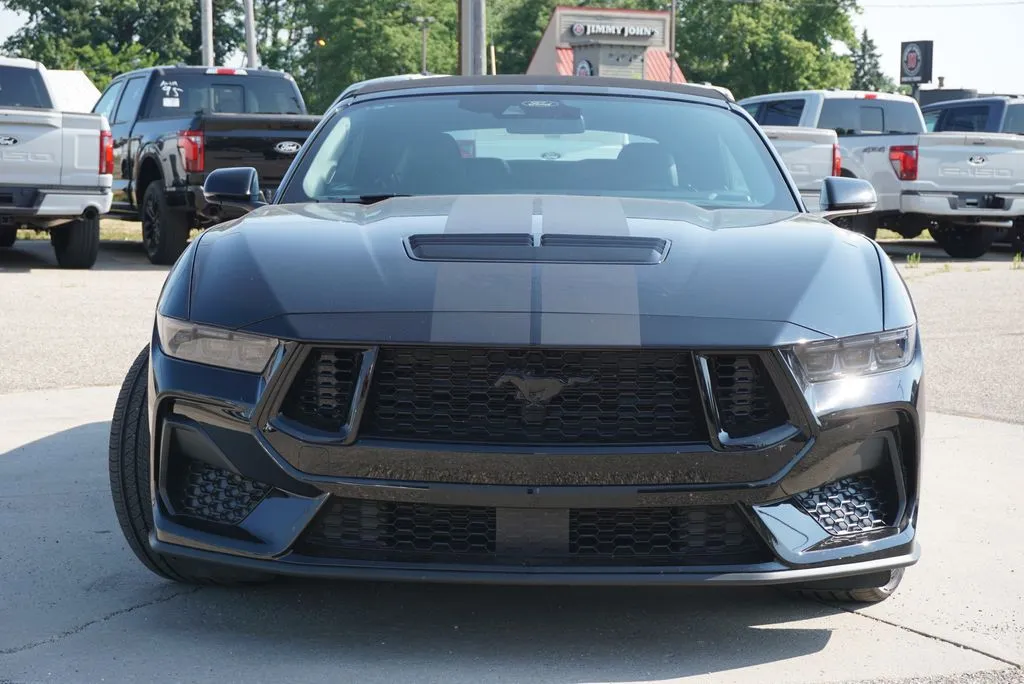 2025 Ford Mustang GT Premium Convertible - Photo 8