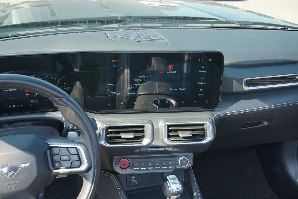 2025 Ford Mustang GT Premium Convertible - Photo 18