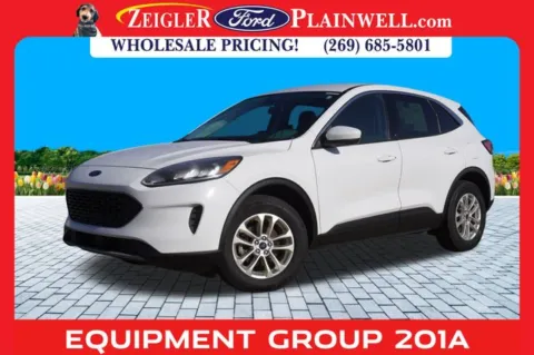 White 2021 Ford Escape Hybrid SE for sale in Plainwell, MI