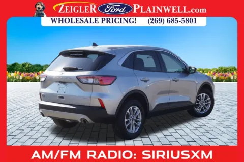 More photos of 2022 Ford Escape SE at Zeigler Ford of Plainwell, MI