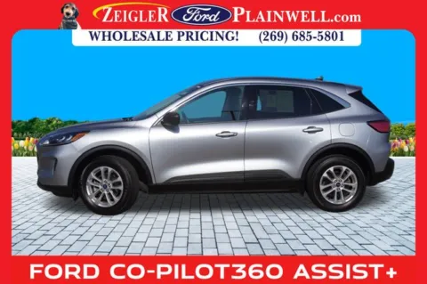 Photos of 2022 Ford Escape SE for sale in Plainwell, MI at Zeigler Ford of Plainwell