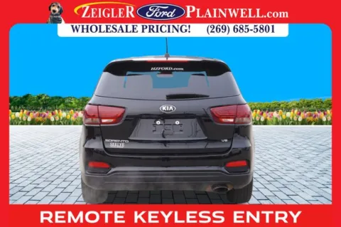 More photos of 2020 Kia Sorento LX at Zeigler Ford of Plainwell, MI
