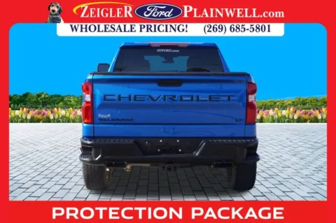 More photos of 2023 Chevrolet Silverado 1500 LT Trail Boss at Zeigler Ford of Plainwell, MI