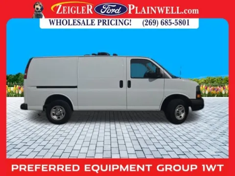 White 2021 Chevrolet Express 2500 Work Van for sale in Plainwell, MI