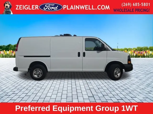 White 2021 Chevrolet Express 2500 Work Van for sale in Plainwell, MI
