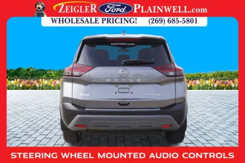 More photos of 2022 Nissan Rogue SV at Zeigler Ford of Plainwell, MI