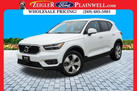 White 2022 Volvo XC40 Momentum for sale in Plainwell, MI