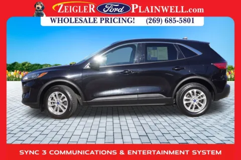 Another view of 2022 Ford Escape SE for sale in Plainwell, MI at Zeigler Ford of Plainwell