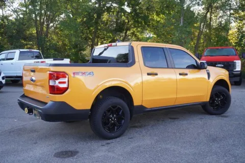 More photos of 2022 Ford Maverick XLT at Zeigler Ford of Plainwell, MI