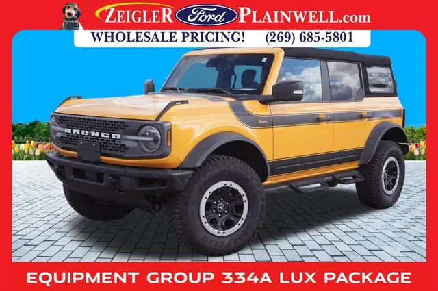 Orange 2022 Ford Bronco Badlands for sale in Plainwell, MI