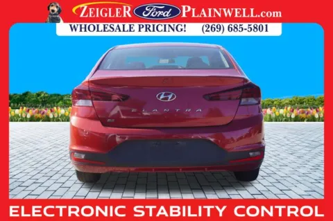 More photos of 2019 Hyundai Elantra SE at Zeigler Ford of Plainwell, MI