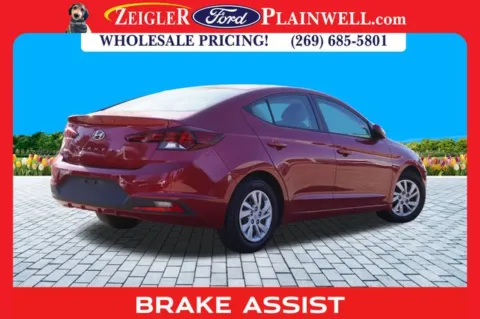 More photos of 2019 Hyundai Elantra SE at Zeigler Ford of Plainwell, MI