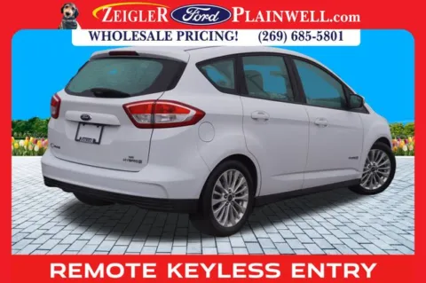 More photos of 2017 Ford C-Max Hybrid SE at Zeigler Ford of Plainwell, MI
