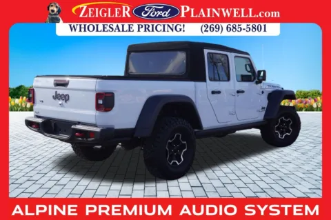 More photos of 2021 Jeep Gladiator Rubicon at Zeigler Ford of Plainwell, MI