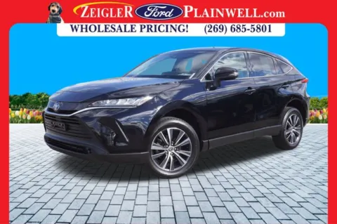 Black 2022 Toyota Venza LE for sale in Plainwell, MI