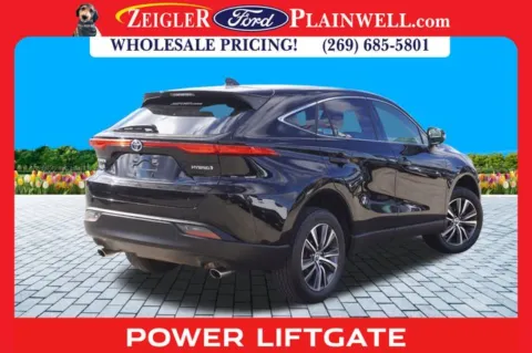 More photos of 2022 Toyota Venza LE at Zeigler Ford of Plainwell, MI