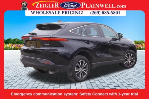 More photos of 2022 Toyota Venza LE at Zeigler Ford of Plainwell, MI