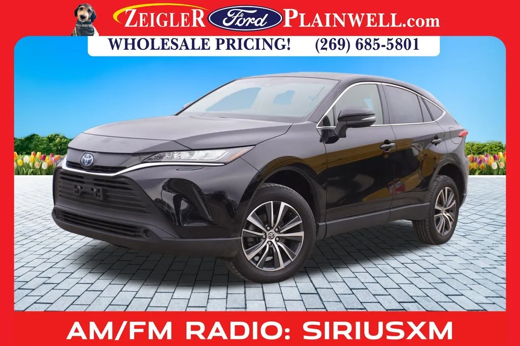 Black 2022 Toyota Venza LE for sale in Plainwell, MI