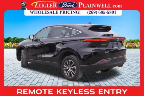 More photos of 2022 Toyota Venza LE at Zeigler Ford of Plainwell, MI