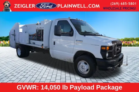 White 2011 Ford E-450SD for sale in Plainwell, MI