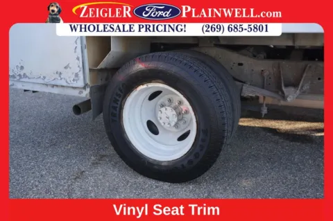 More photos of 2011 Ford E-450SD at Zeigler Ford of Plainwell, MI