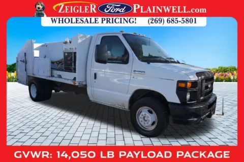 White 2011 Ford E-450SD for sale in Plainwell, MI