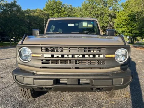 Photos of 2025 Ford Bronco Big Bend for sale in Plainwell, MI at Zeigler Ford of Plainwell