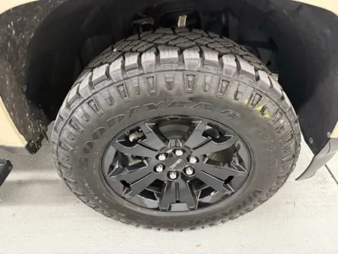 More photos of 2022 GMC Canyon 4WD AT4 w/Leather at Woody Folsom Automotive, Chevrolet GMC, GA