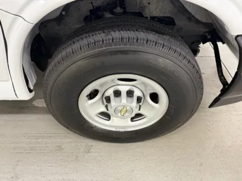 More photos of 2025 Chevrolet Express Passenger LS at Woody Folsom Automotive, Chevrolet GMC, GA