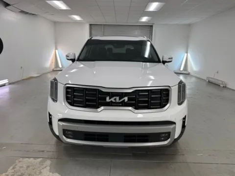 Photos of 2023 Kia Telluride SX Prestige for sale in Baxley, GA at Woody Folsom Automotive, Chevrolet GMC