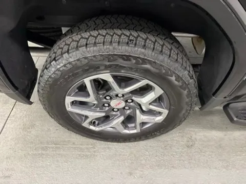 More photos of 2025 GMC Sierra 1500 SLT at Woody Folsom Automotive, Chevrolet GMC, GA